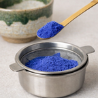 Polvo matcha blue de color azul intenso — MatchaPro
